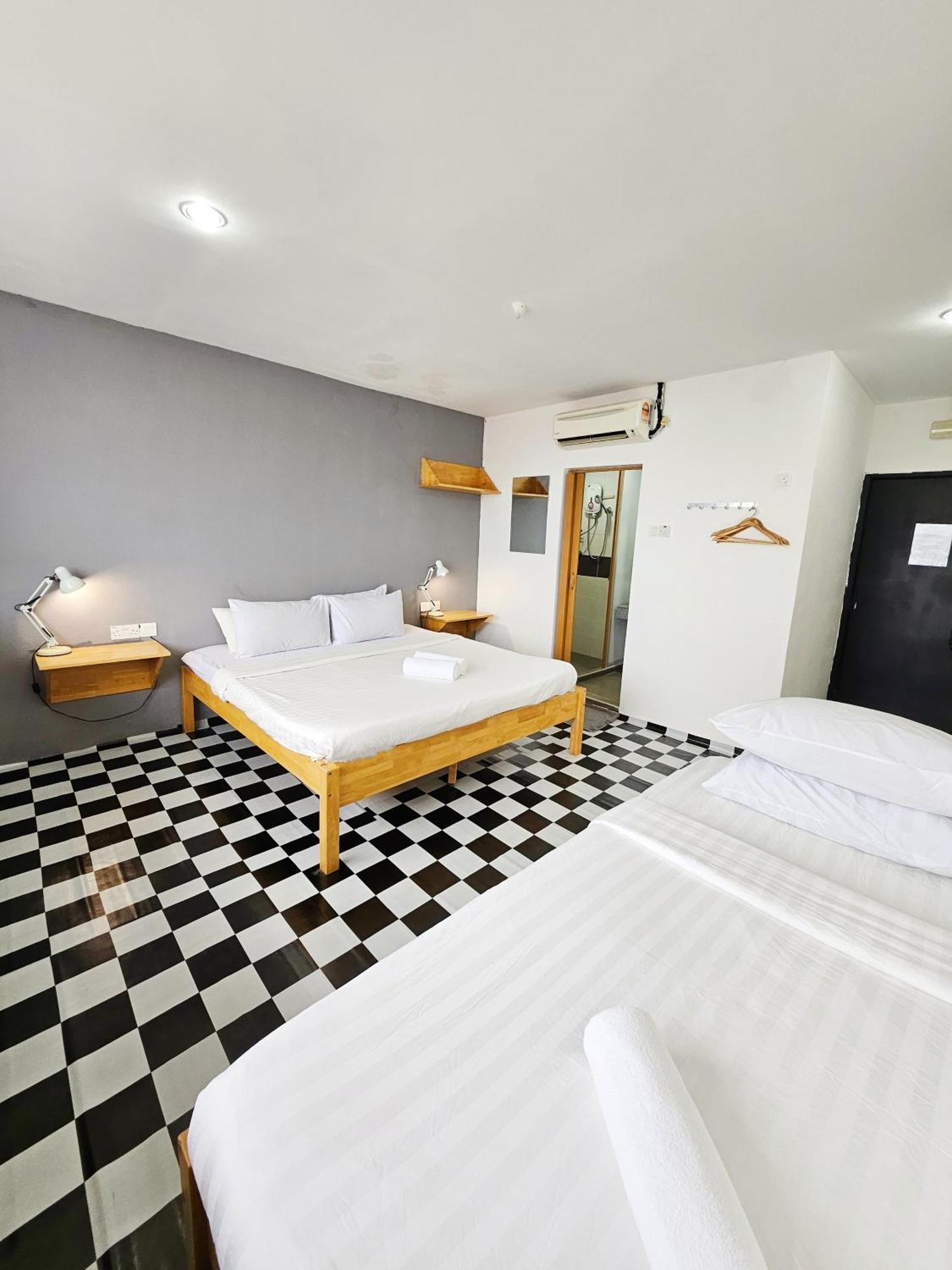 The 60 Hostel George Town