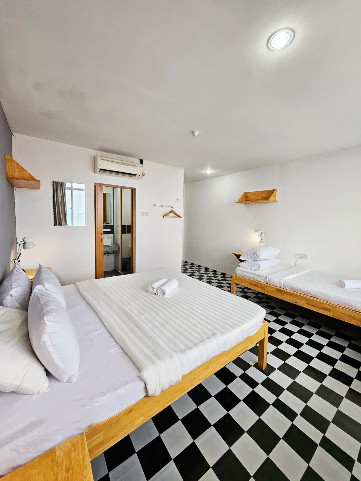 The 60 Hostel George Town